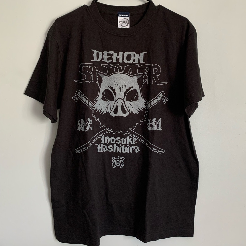 Demon Slayer Inosuke Hashibira Boar Head Anime Band T Shirt Size Large.